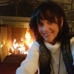 Meet your Posher, Lorraine